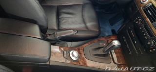 BMW 3 3,0 e90 330xi 2006
