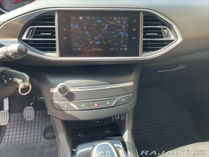 Peugeot 308 Blue HDi130 96kW, MAN 6 1800