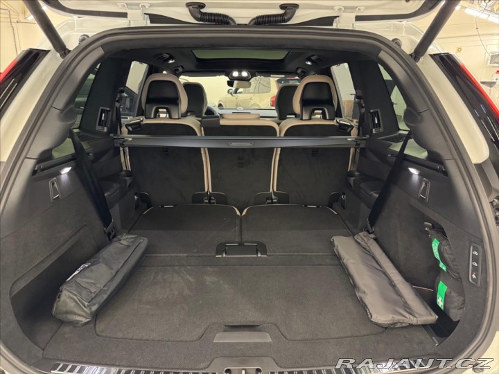 Volvo XC90 2,0 T8 AWD Ultra Dark 045 2025