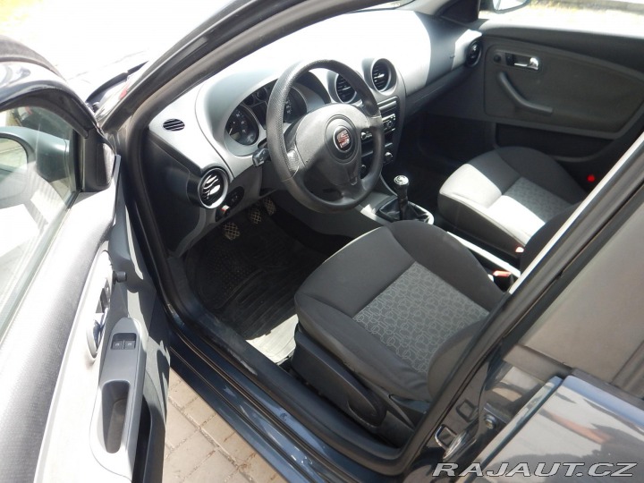 Seat Cordoba 1.4i, KLIMA, TAŽNÉ 2006