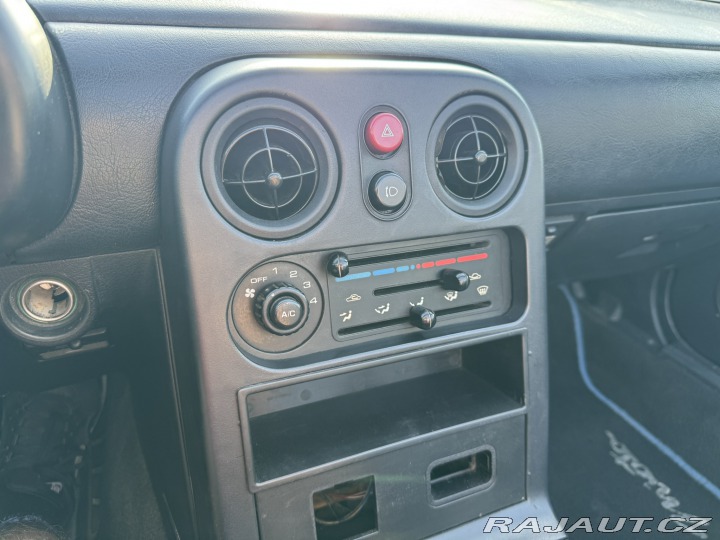 Mazda MX-5 MRKAČKA NA 1,6 85 KW 1990