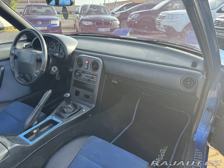 Mazda MX-5 MRKAČKA NA 1,6 85 KW 1990