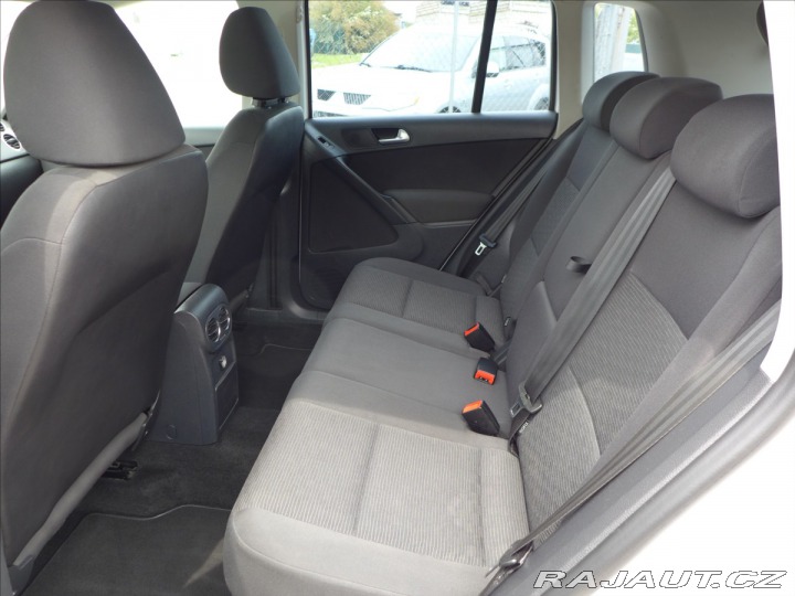 Volkswagen Tiguan 2,0 TDi DIGI AC, PDC, 1.M 2012