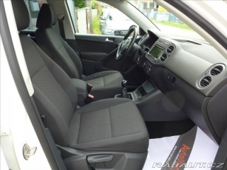 Volkswagen Tiguan 2,0 TDi DIGI AC, PDC, 1.M 2012