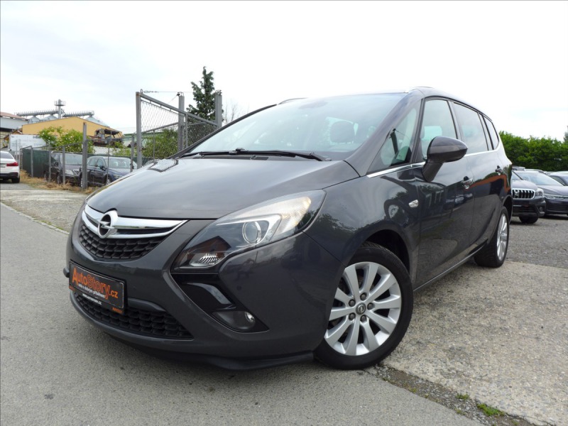 Opel Zafira ,6 CNG COSMO 7 MÍST