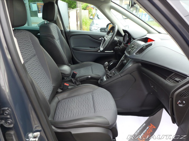 Opel Zafira ,6 CNG COSMO 7 MÍST 2013