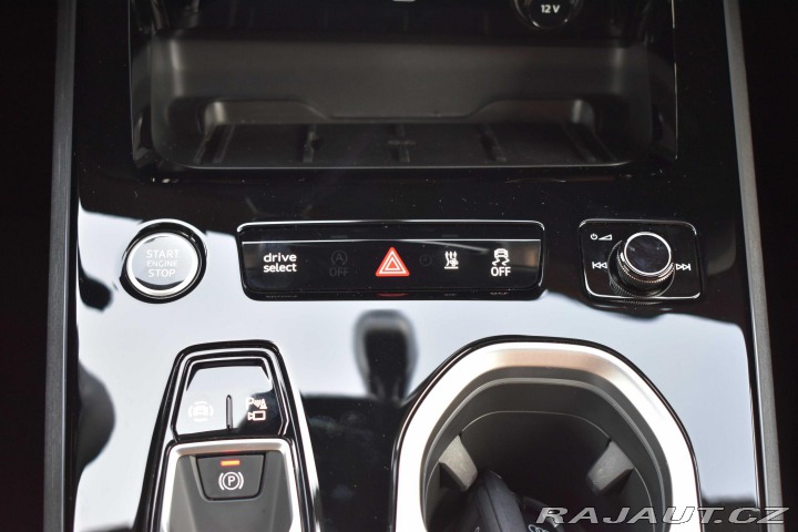 Audi A6 3.0 TFSI S-LINE*TAŽNÉ*SKL 2025