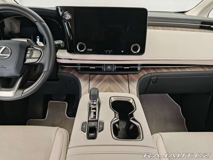Lexus Ostatní modely LM 350h 2,5 4×4 Luxury Amonite Sa 2024