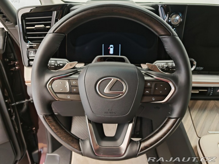 Lexus Ostatní modely LM 350h 2,5 4×4 Luxury Amonite Sa 2024