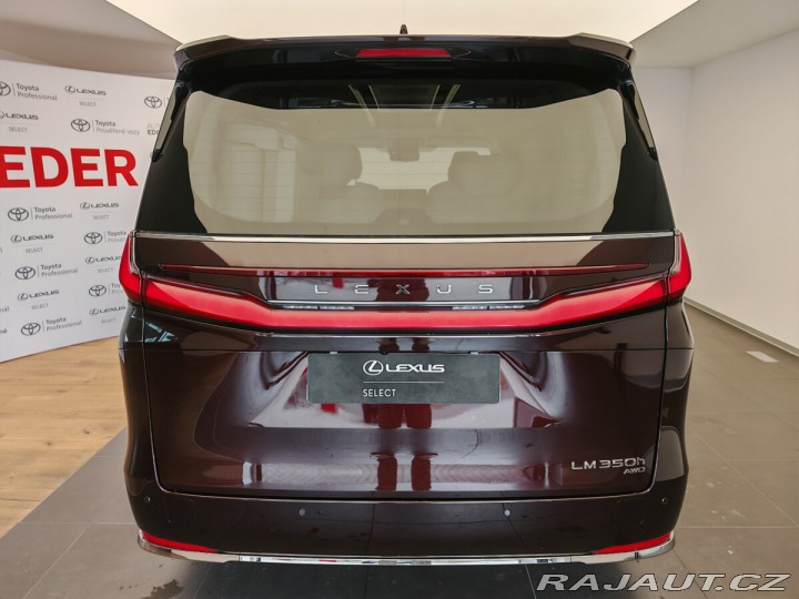 Lexus Ostatní modely LM 350h 2,5 4×4 Luxury Amonite Sa 2024