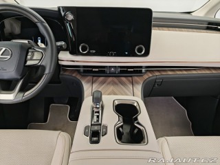 Lexus Ostatní modely LM 350h  2,5 4×4 Luxury Amonite Sa 2024