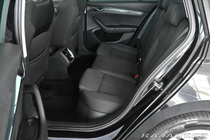 Škoda Octavia 2,0 TDi 110kW DSG Style Z 2022