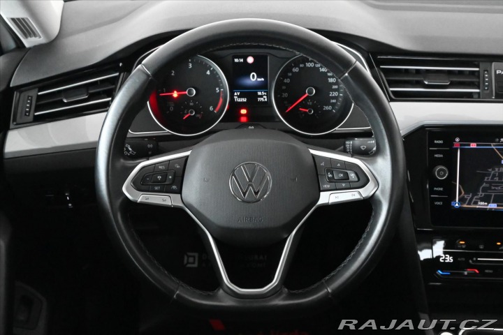 Volkswagen Passat 2,0 TDi 110kW Business Zá 2021