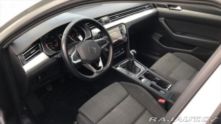 Volkswagen Passat 2,0 TDi 110kW Business VŮ 2021