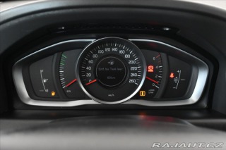 Volvo XC60 2,4 D5 133kW AWD MOMENTUM 2014