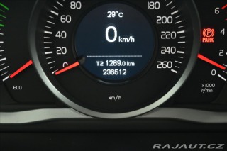Volvo XC60 2,4 D5 133kW AWD MOMENTUM 2014