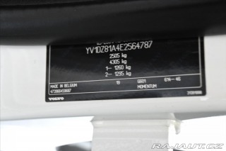 Volvo XC60 2,4 D5 133kW AWD MOMENTUM 2014