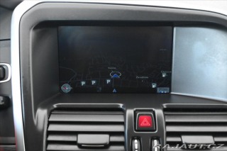 Volvo XC60 2,4 D5 133kW AWD MOMENTUM 2014