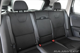Volvo XC60 2,4 D5 133kW AWD MOMENTUM 2014