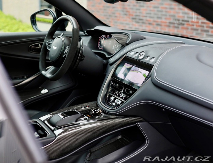 Aston Martin DBX 4.0 V8 707PS | China Gre 2023