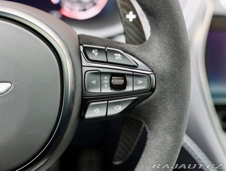 Aston Martin DBX 4.0 V8 707PS | China Gre 2023