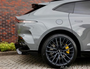 Aston Martin DBX 4.0 V8 707PS | China Gre 2023