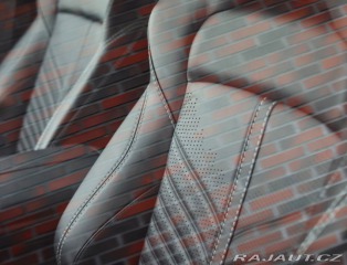 Aston Martin DBX 4.0 V8 707PS | China Gre 2023