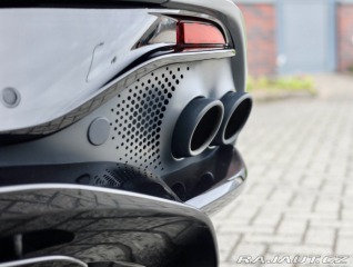 Aston Martin DBX 4.0 V8 707PS | China Gre 2023
