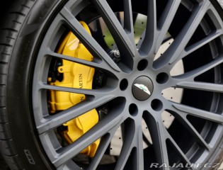 Aston Martin DBX 4.0 V8 707PS | China Gre 2023