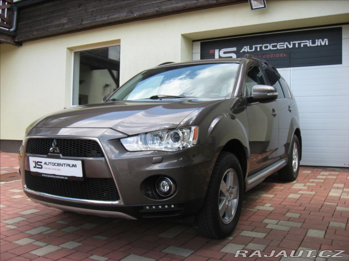 Mitsubishi Outlander 2,2 DI-D 177PS X-Tra 2011