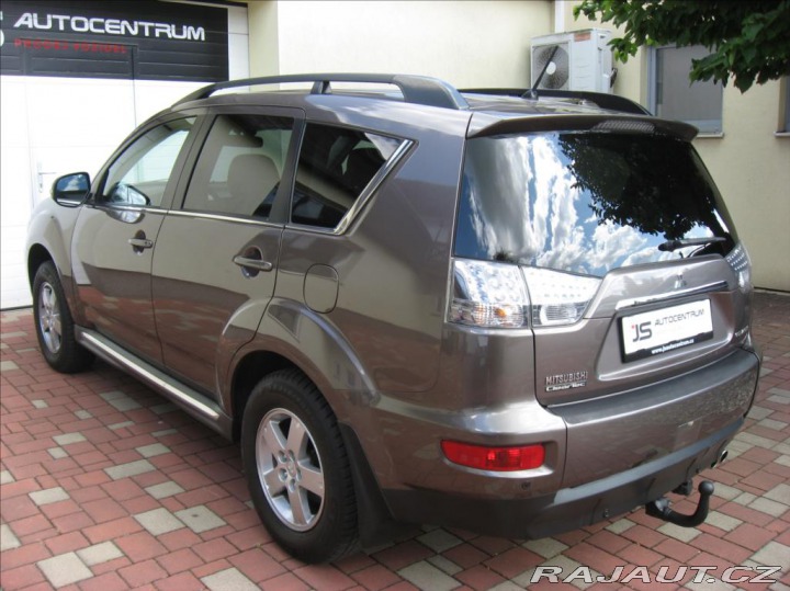 Mitsubishi Outlander 2,2 DI-D 177PS X-Tra 2011