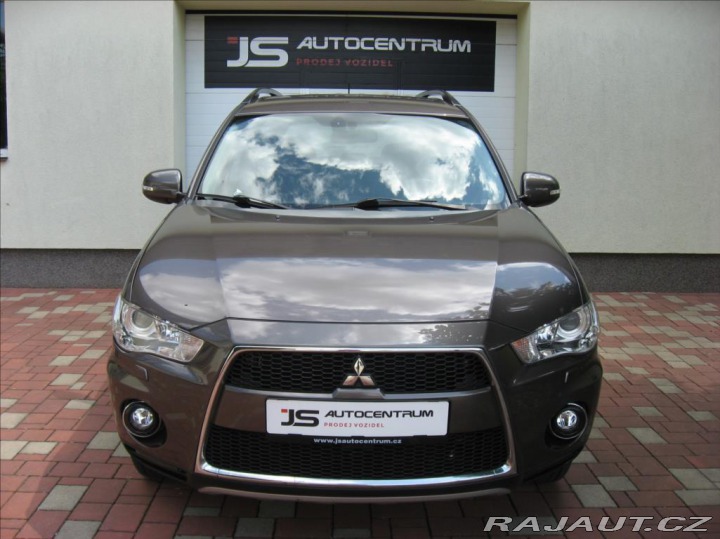 Mitsubishi Outlander 2,2 DI-D 177PS X-Tra 2011