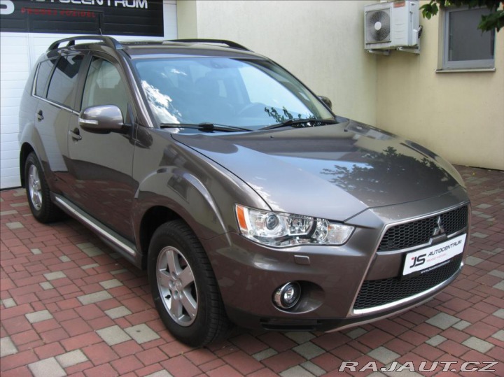 Mitsubishi Outlander 2,2 DI-D 177PS X-Tra 2011