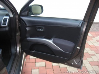 Mitsubishi Outlander 2,2 DI-D 177PS  X-Tra 2011