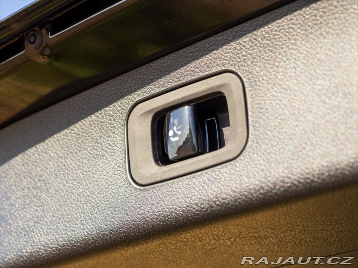 Mercedes-Benz E 2,0 220d 4MATIC AMG Premi 2025