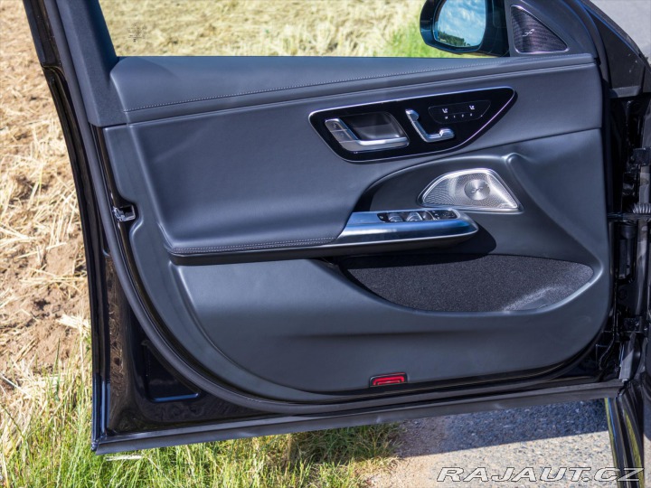 Mercedes-Benz E 2,0 220d 4MATIC AMG Premi 2025