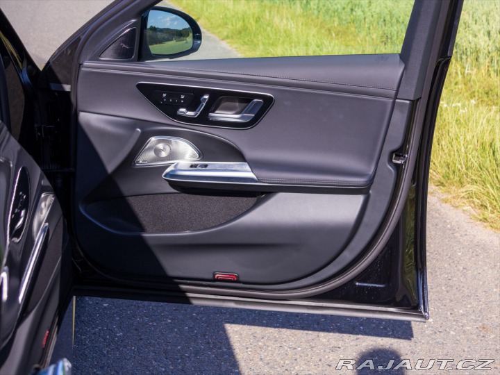 Mercedes-Benz E 2,0 220d 4MATIC AMG Premi 2025