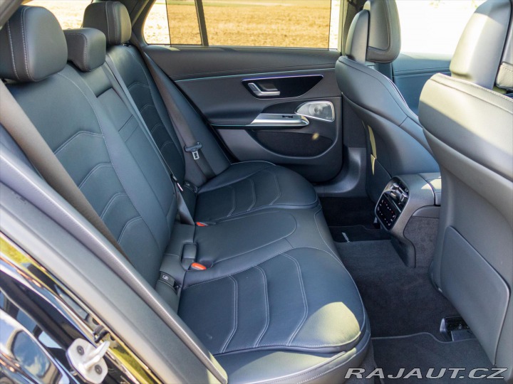 Mercedes-Benz E 2,0 220d 4MATIC AMG Premi 2025