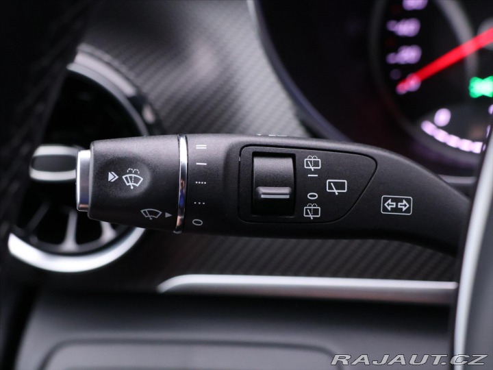 Mercedes-Benz V 2,0 CDi 140kW AMG Line DP 2023