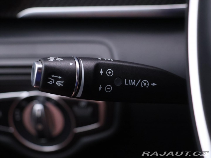 Mercedes-Benz V 2,0 CDi 140kW AMG Line DP 2023
