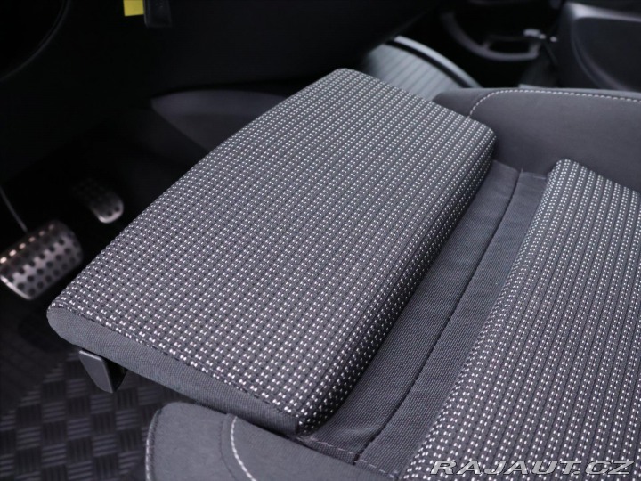 Mercedes-Benz V 2,0 CDi 140kW AMG Line DP 2023