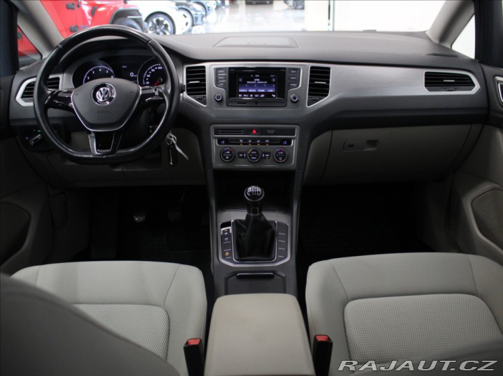 Volkswagen Golf Sportsvan 1,2 TSI 81kW 2.maj.ČR 142 2015