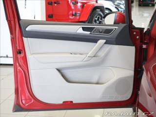Volkswagen Golf Sportsvan 1,2 TSI 81kW 2.maj.ČR 142 2015