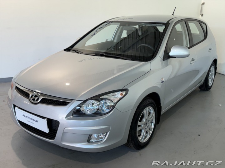 Hyundai i30 1,4 NOVÁ STK, PO SERVISE 2009
