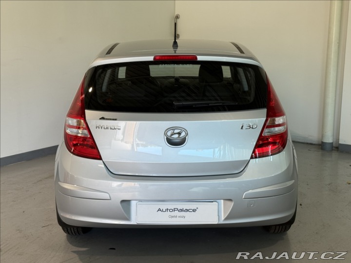 Hyundai i30 1,4 NOVÁ STK, PO SERVISE 2009