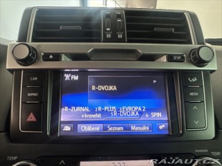 Toyota Land Cruiser 3,0 D-4D 150 SERVISNÍ KNI 2015