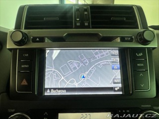 Toyota Land Cruiser 3,0 D-4D 150 SERVISNÍ KNI 2015