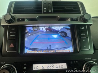 Toyota Land Cruiser 3,0 D-4D 150 SERVISNÍ KNI 2015