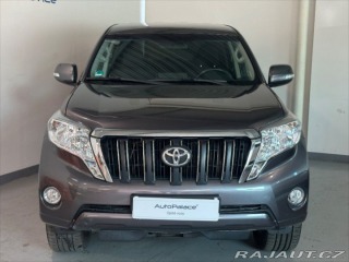 Toyota Land Cruiser 3,0 D-4D 150 SERVISNÍ KNI 2015