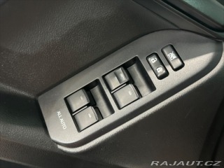 Toyota Land Cruiser 3,0 D-4D 150 SERVISNÍ KNI 2015